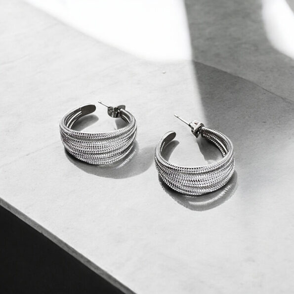 Linea Hoops - Silver