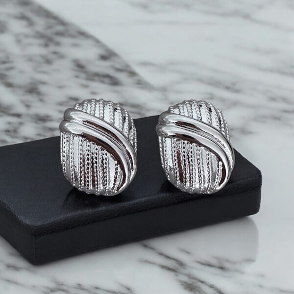 Sculptura Studs - Silver