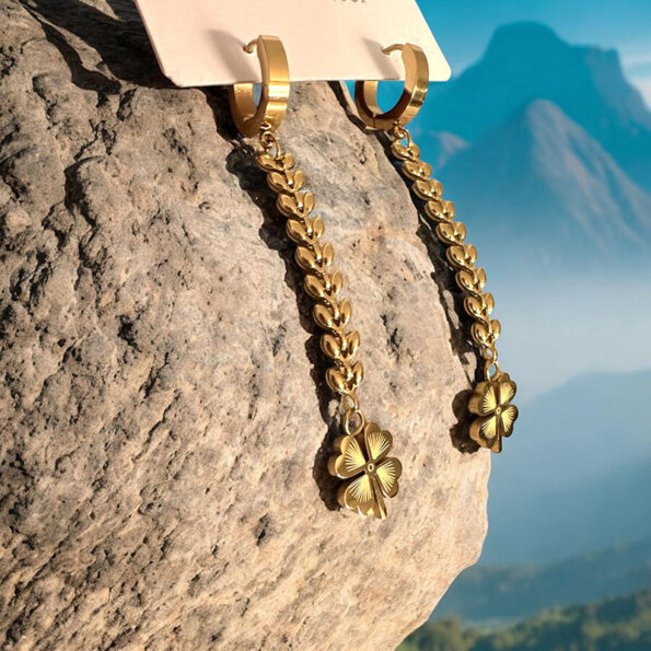 Lucky Chain Drops - Gold