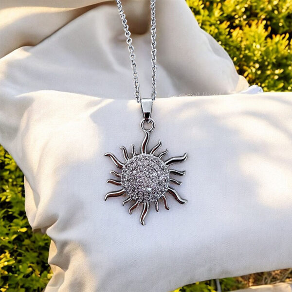 Solar Glow Necklace - Silver
