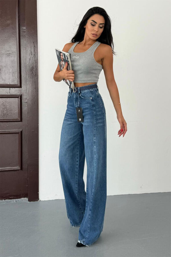 Elena Jeans with Raw Hem