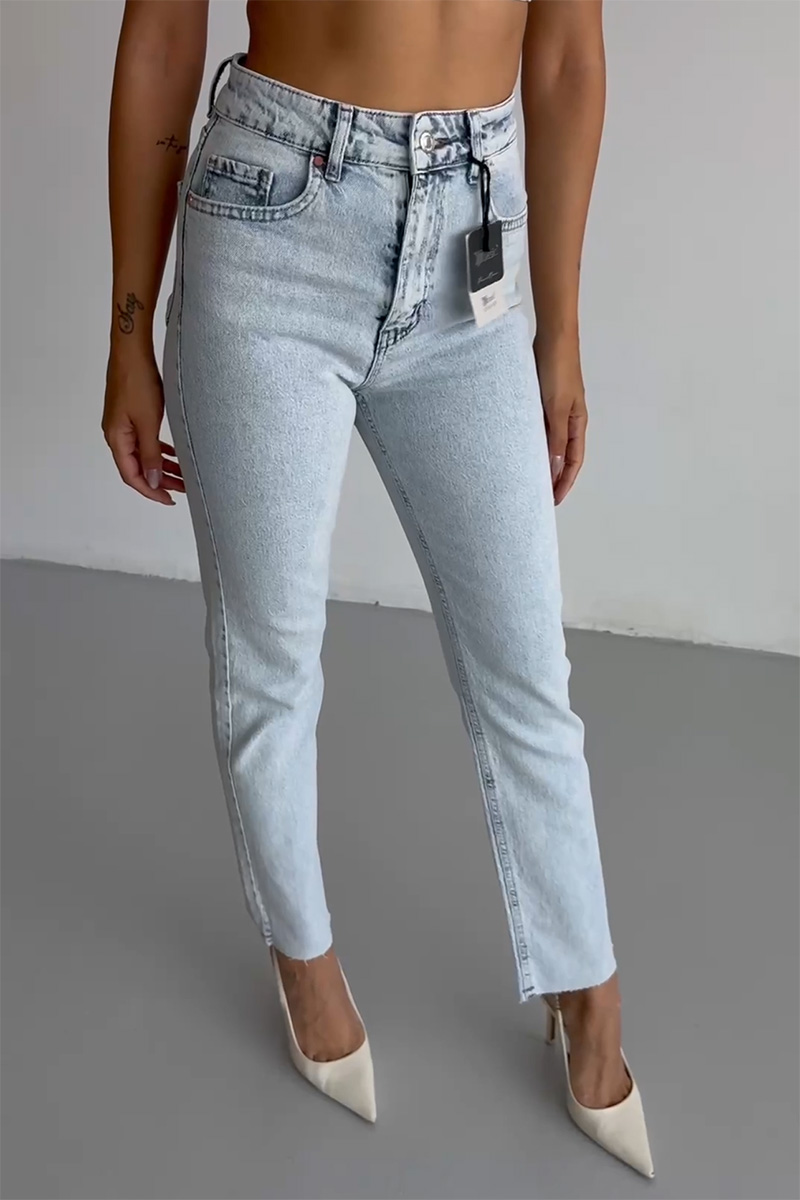 Elora Boyfit Jeans - Light Blue - Image 3