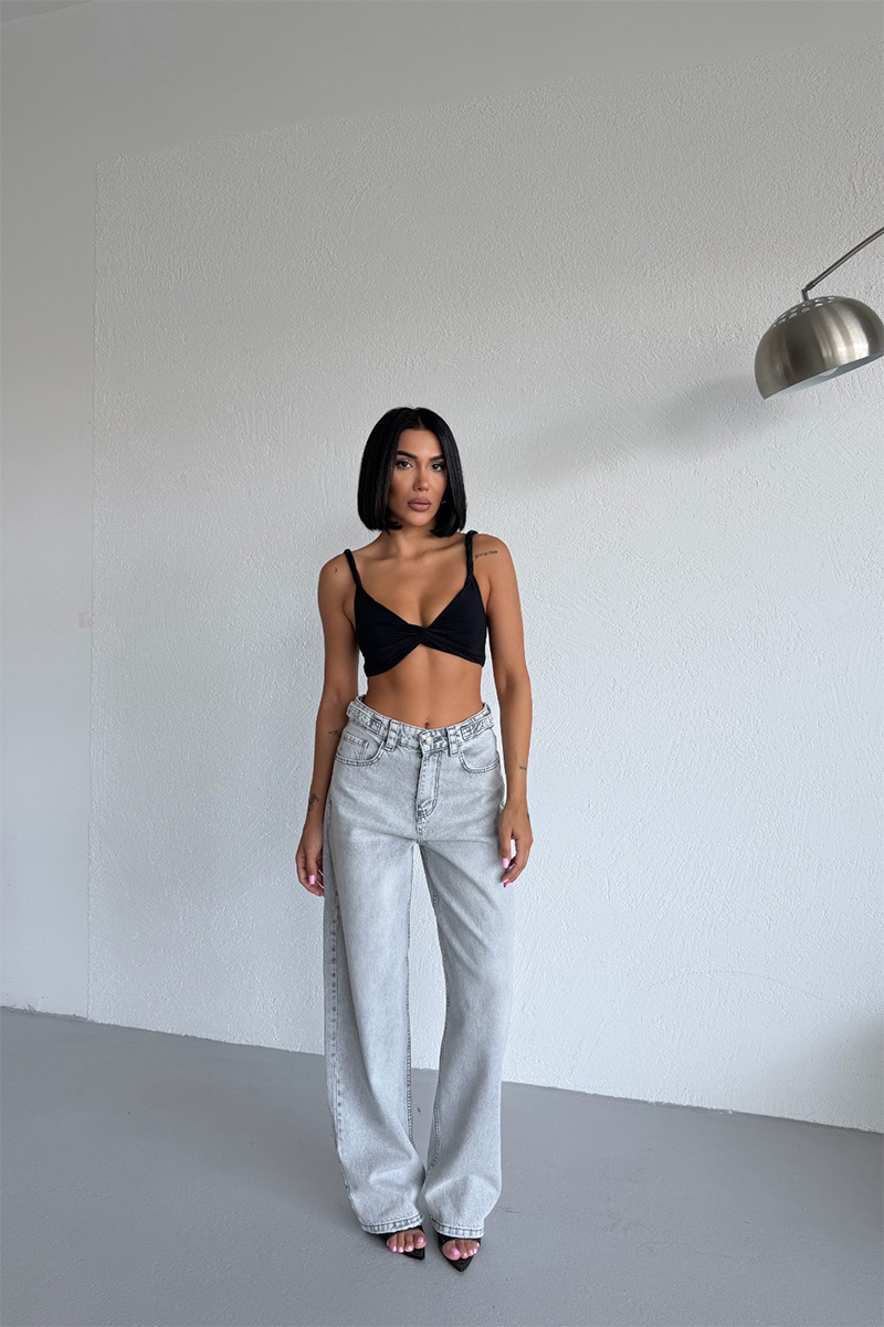 Selene Balloon Fit Jeans – Ice Grey - Image 4
