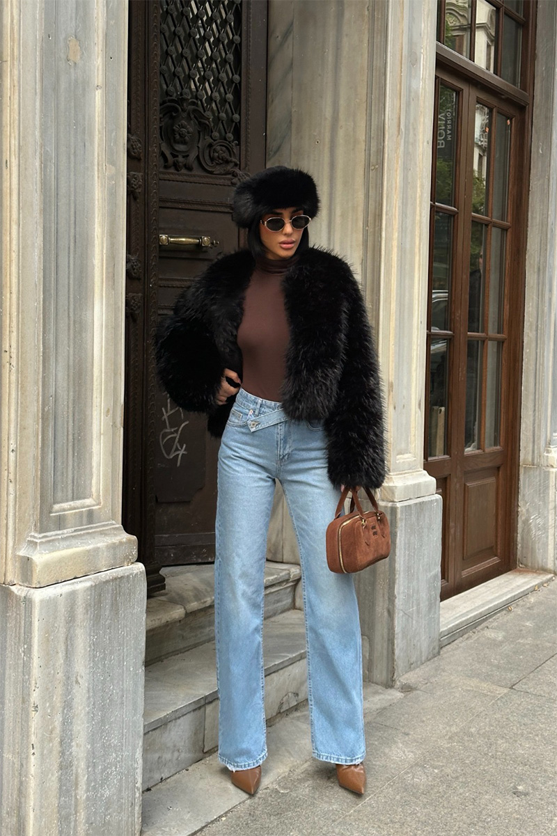 Monroe Cross Waist Wide Leg Jeans - Image 2